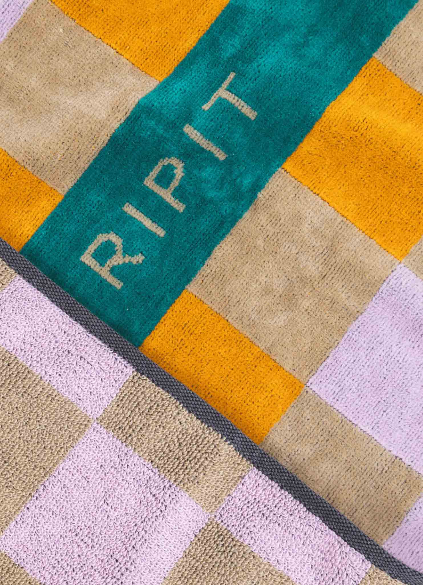 Check Golf Towel - Image 3