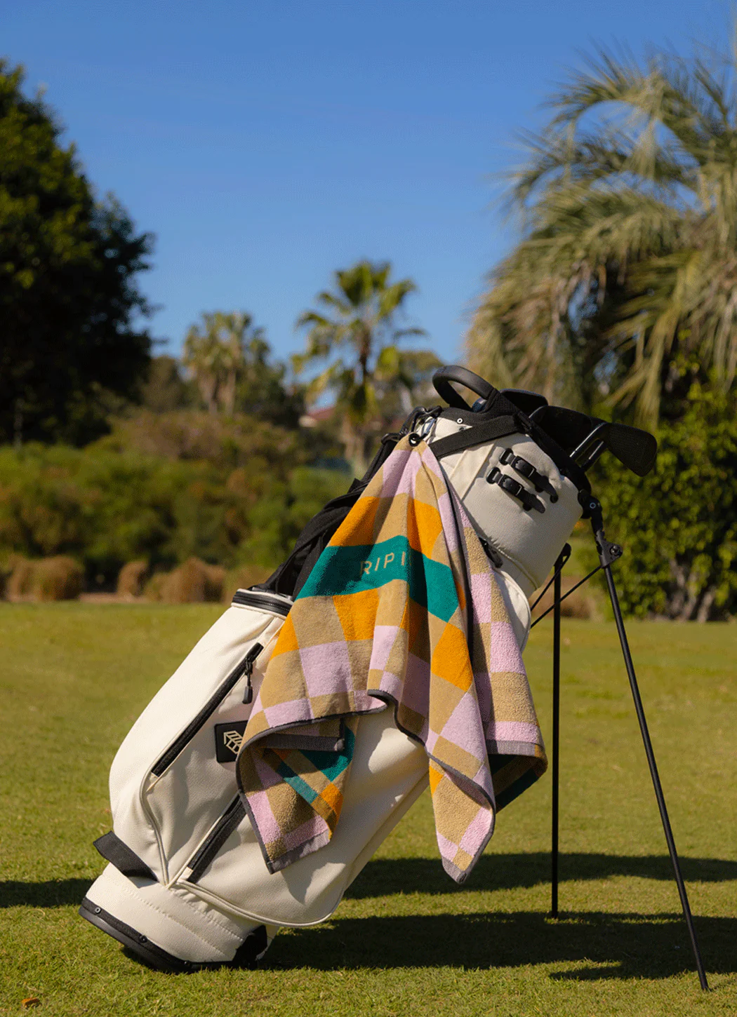 Check Golf Towel - Image 4